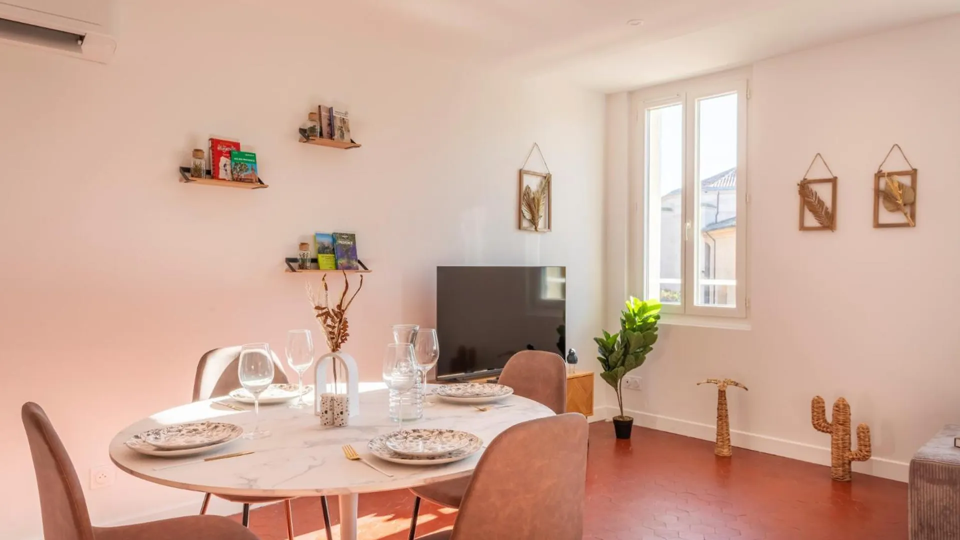 Apartment Le Saint Sauveur - Centre Ville - Calme - Lumineux Aix-en-Provence